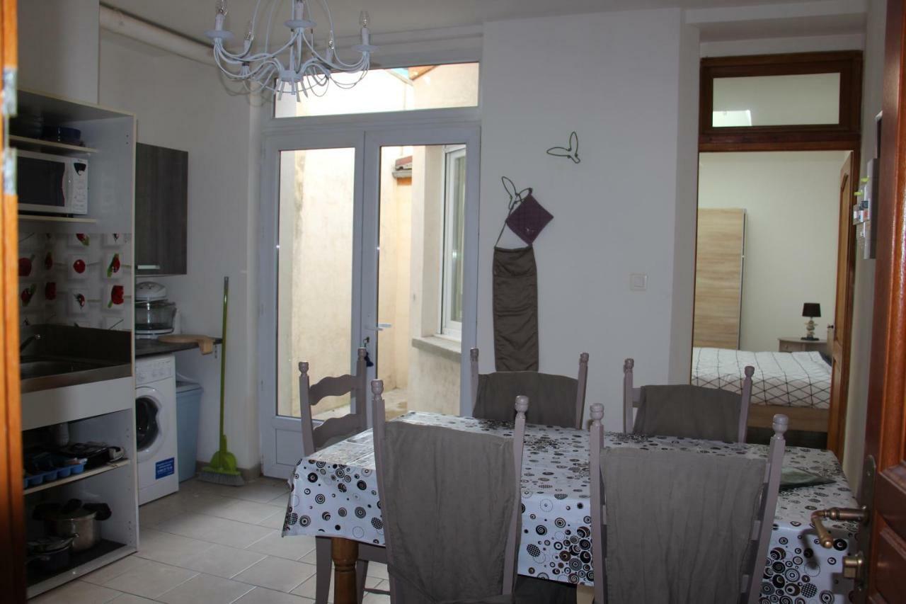 Apparts St Sépulcre Saint-Omer  Extérieur photo